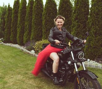 „Piękne i Bestie", czyli kobiety na motocyklach. Wystawa zdjęć Kamili Kwaczyńskiej