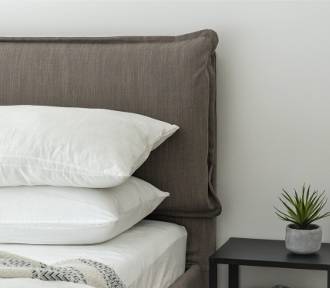 Wygodne łóżko do sypialni – jaka jest optymalna wielkość? Te wymiary warto znać