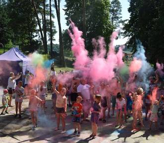 Holi Święto Kolorów na Plaży Miejskiej w Sępólnie Krajeńskim [zdjęcia]