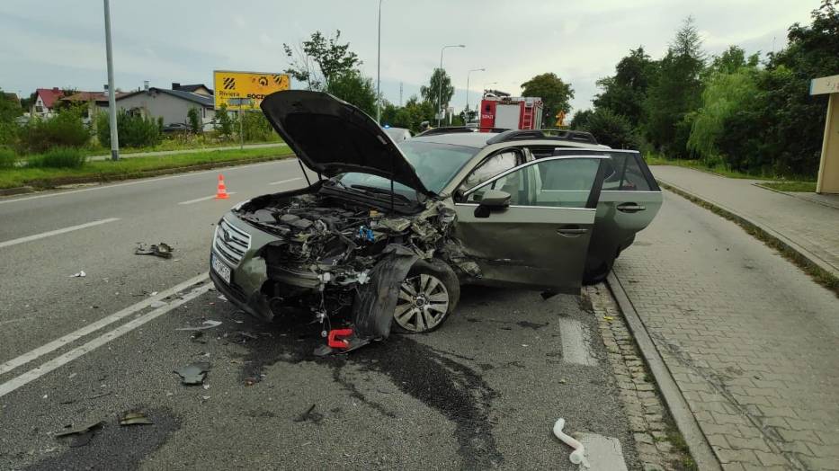 , , : Groźny wypadek w Rekowie Górnym. Utrudnienia drogowe na DW-216 | Portal i Telewizja Kaszuby24