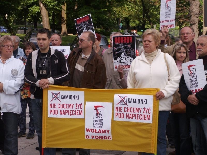 Sąd przyznał rację mieszkańcom kamionek