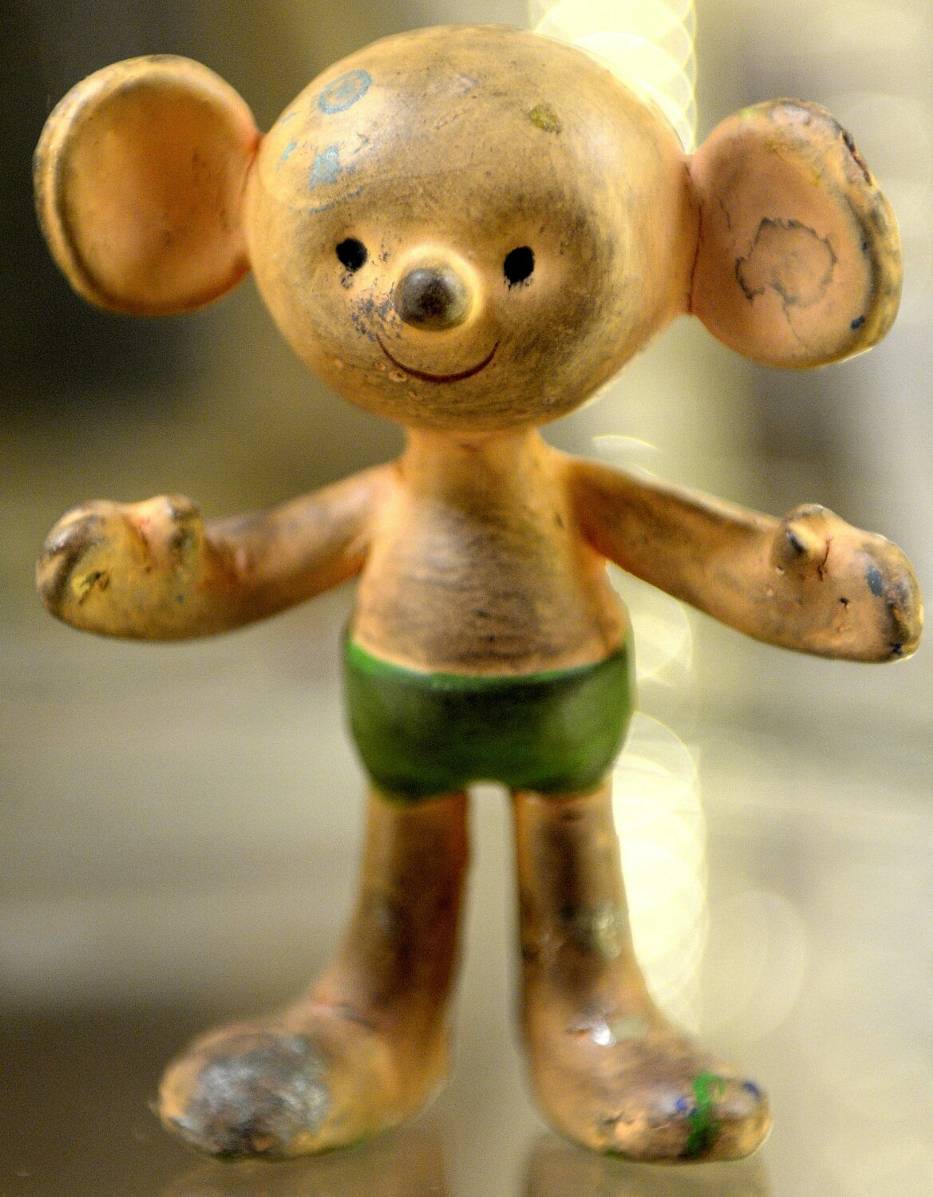 Oryginalna lalka Plastuś, zaprojektowana przez Adama Kiliana do filmu Plastusiowy Pamiętnik z 1980 roku