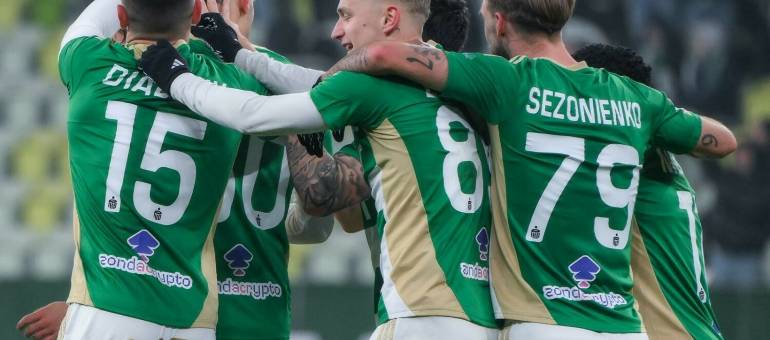 Lwy z Gdańska pożarły „Słonie”! Tomas Bobcek strzelił dwa gole i znowu jest bohaterem Lechii Gdańsk