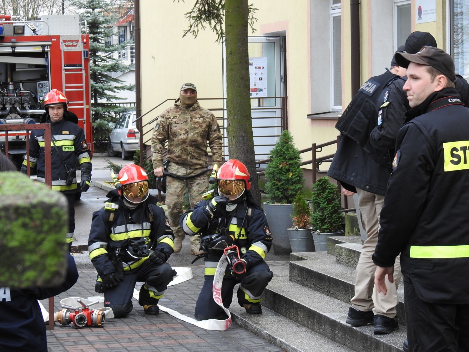 Zgłoszenie o bombie trafiło także do II LO w Bielsku Podlaskim, czyli tzw