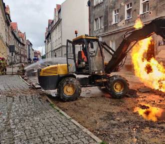 Tragedia w Wałbrzychu. Wybuch gazu, dwa budynki wyłączone - AKTUALIZACJA [FOTO]
