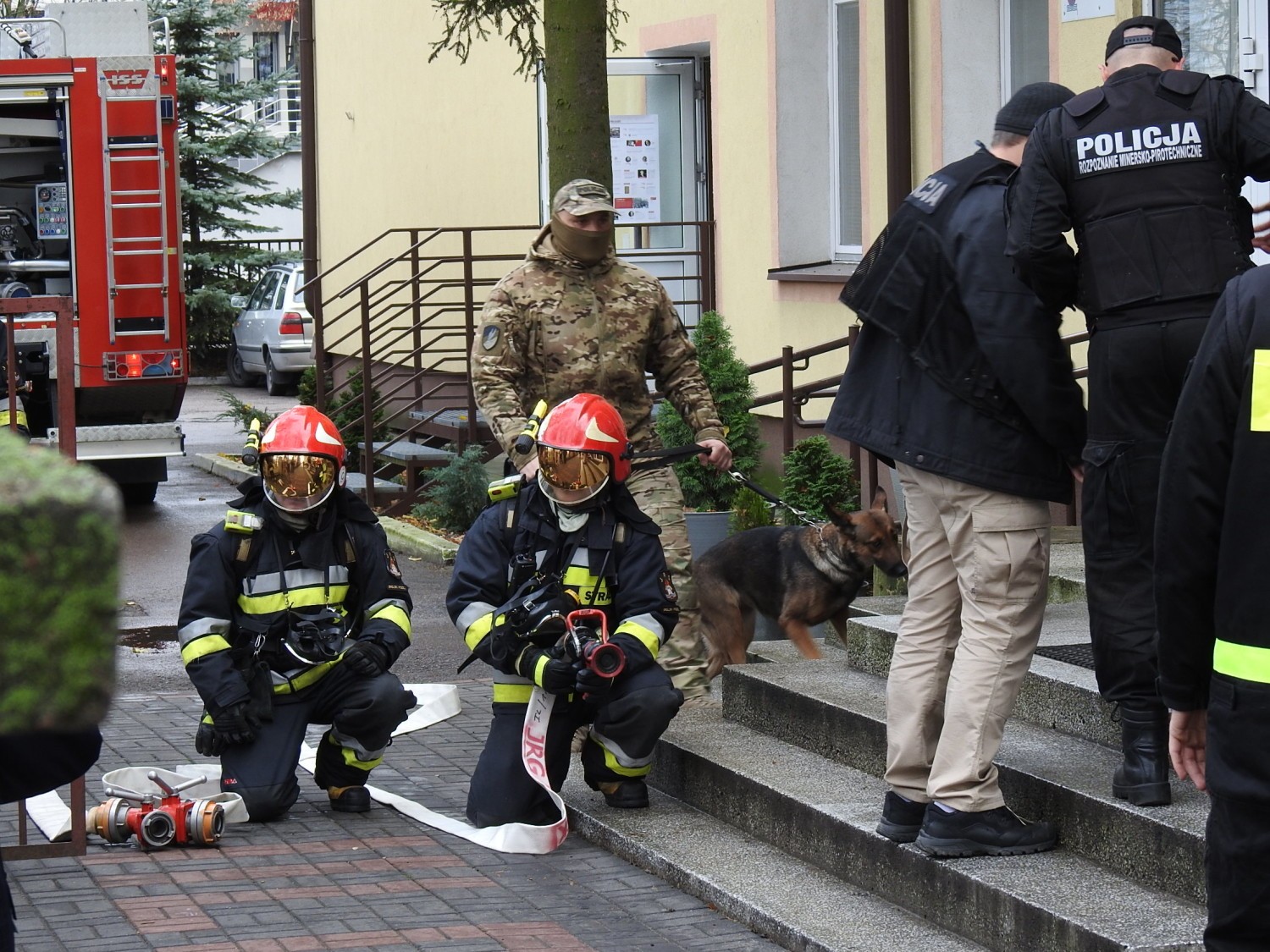 Zgłoszenie o bombie trafiło także do II LO w Bielsku Podlaskim, czyli tzw
