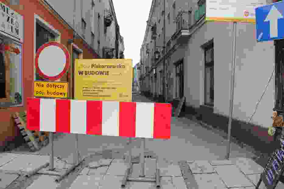 Zmieniamy Wielkopolskę. Remontują ulice w centrum ramach projektu "Kalisz - kurs na rewitalizację" 