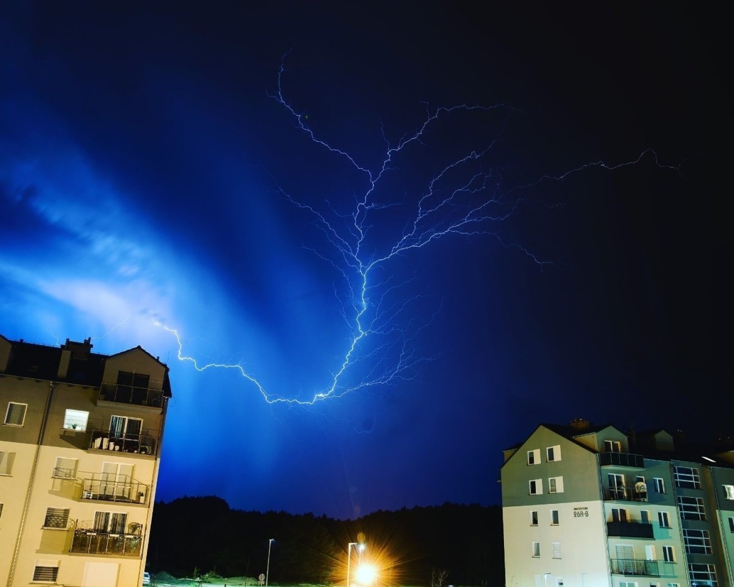 Wyładowania atmosferyczne to zjawisko piękne i niebezpieczne zarazem