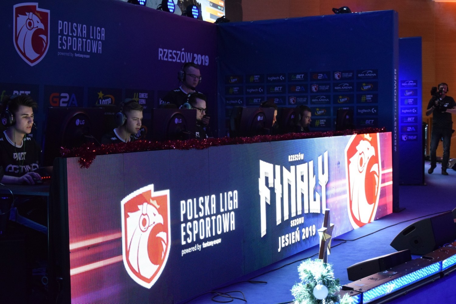 Zwycięzcami niedzielnego Finału Polskiej Ligii Esportowej Dywizji Mistrzowskiej Sezonu Jesień 2019 została polska drużyna Actina PACT