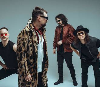 Krakowska grupa rockowa .WAVS otwiera nowy rozdział w karierze płytą "Heavy Pop" 