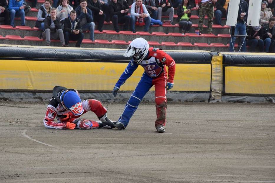 Regret, that start gniezno zuzel Agree with start gniezno zuzel