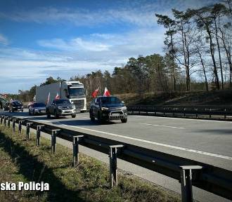 Lubuskie: rolnicy blokują przejście graniczne w Świecku i autostradę A2