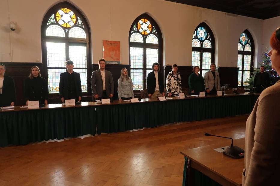 Młodzieżowa Rada Miasta w Wałbrzychu już działa. Zobacz zdjęcia!
