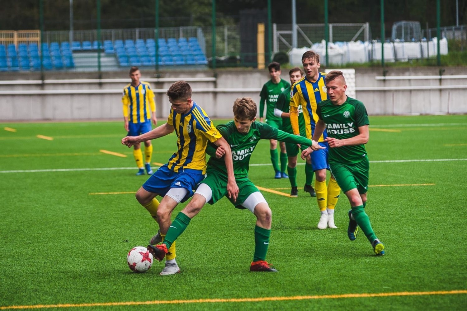 Arka Gdynia goni Lecha, ale to "Kolejorz" wciąż prowadzi w grupie B