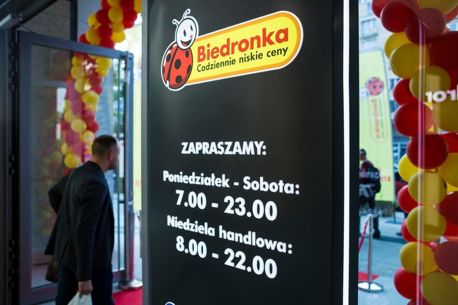Biedronka, która zajęła drugie miejsce w rankingu, odnotowała wzrost popularności o 2,72 p