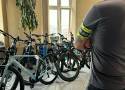 Ukradli elektryczne rowery premium w Szwajcarii. W ręce policjantów wpadli na obwodnicy Krakowa