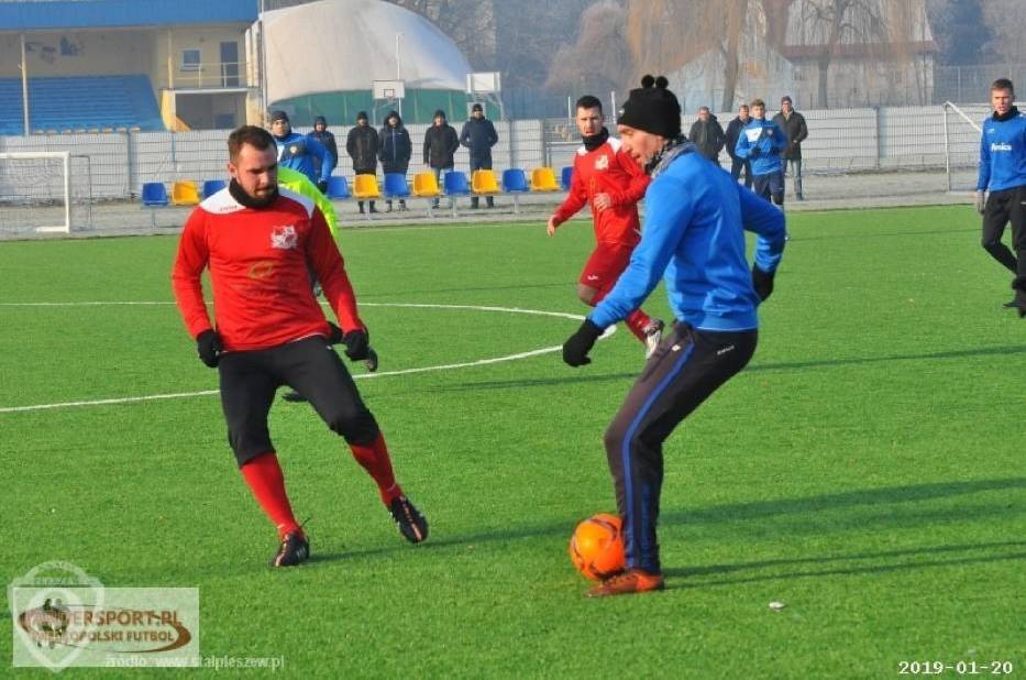 Stal wysoko przegrała pierwszy mecz kontrolny
