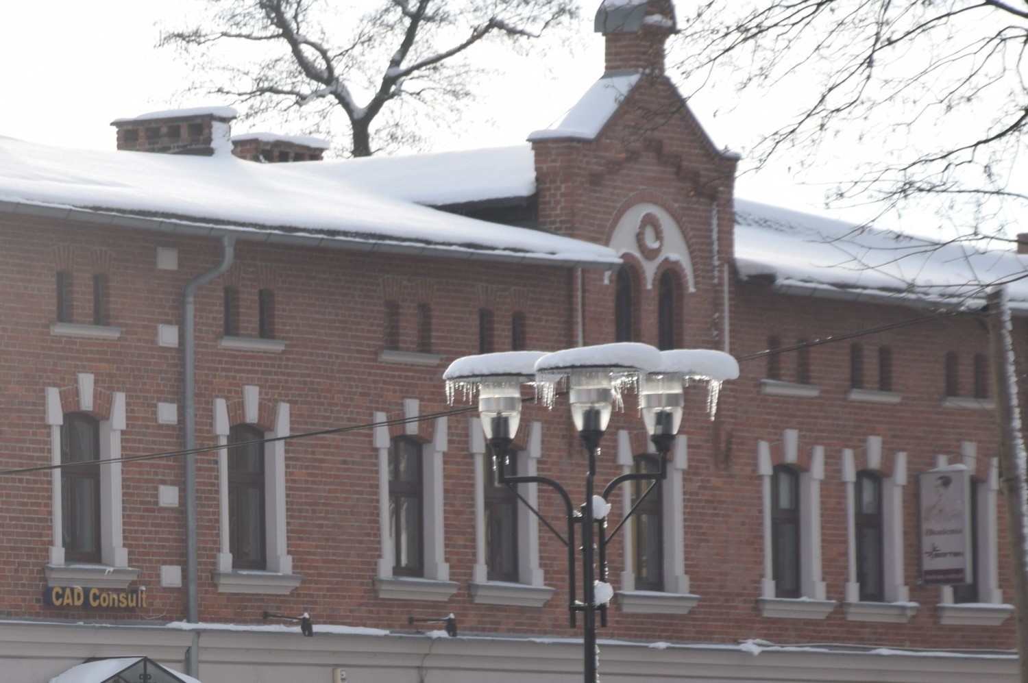 Tychy zimą - kościół św