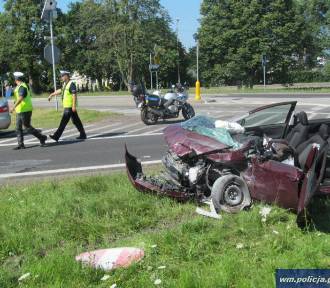 Kierowca w szpitalu, groźny wypadek pod Ostródą