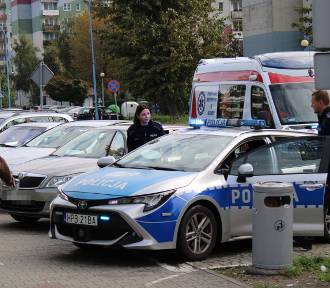 Stłuczka na Armii Krajowej w Głogowie. Na miejscu policja i karetka