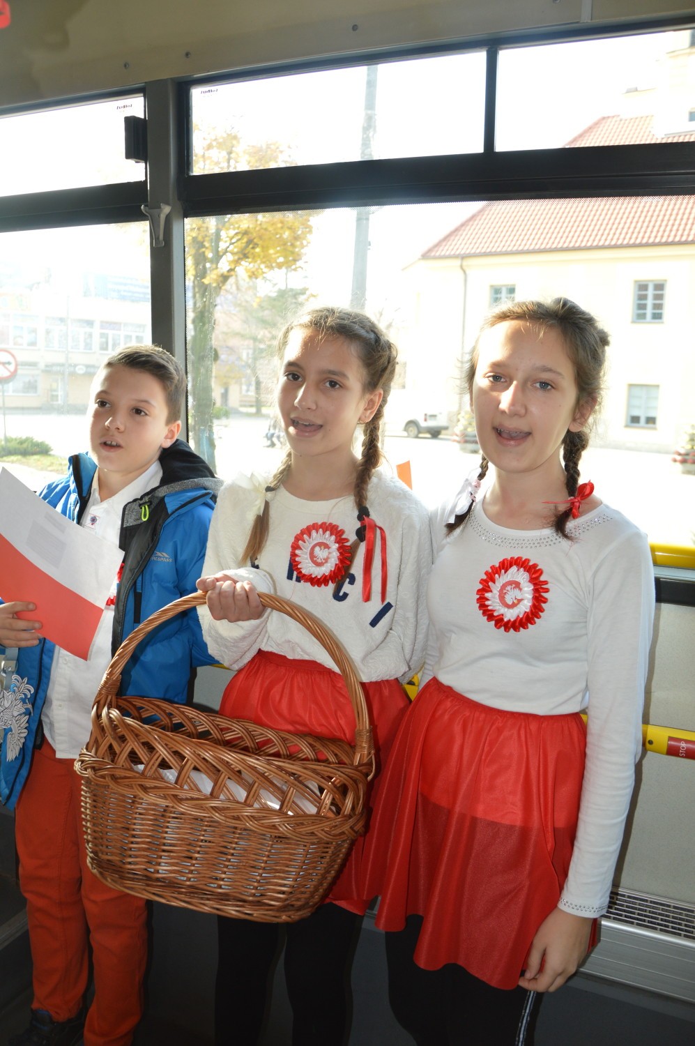 Uczniowie SP nr 2 uczcili 100-lecie niepodległości Polski