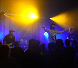 Amerykańska grupa Authority Zero dała koncert w Zduńskiej Woli ZDJĘCIA