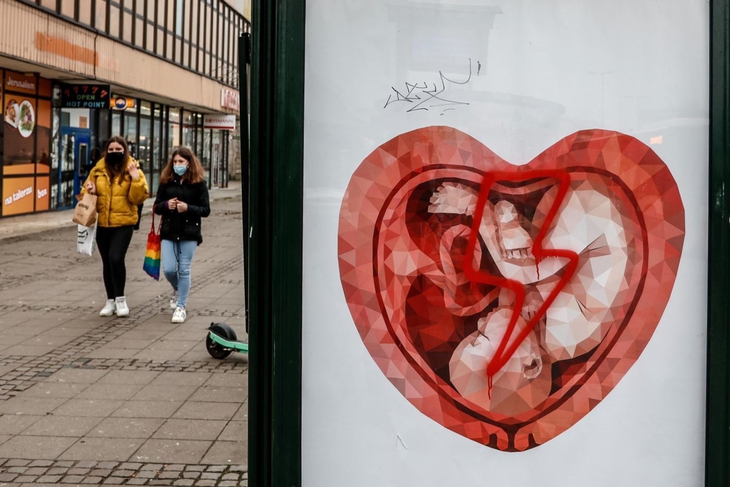 Kampania outdoorowa, promująca hospicja perinatalne, jest widoczna w każdym większym mieście w Polsce