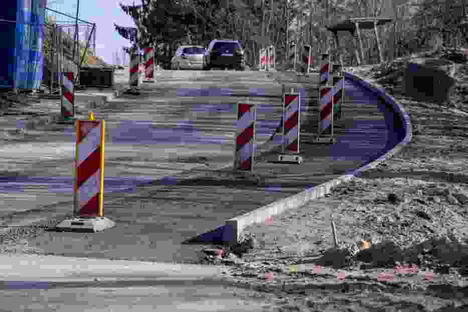400-metrowy odcinek ulicy Niepołomickiej remontowany jest już cztery miesiące