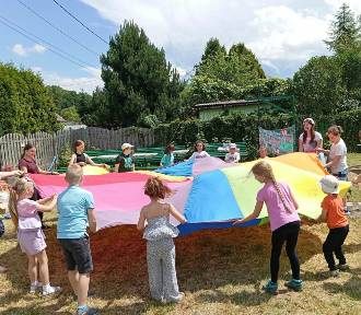 Dzieci świętowały swój dzień w Rodzinnym Ogródku Działkowym "Wisła"