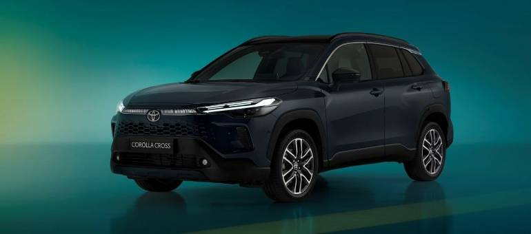 Nowa Corolla Cross. Odświeżona stylistyka i nowe technologie. Debiut wersji GR SPORT