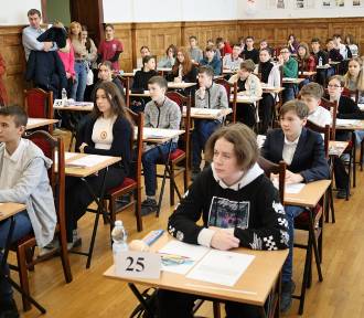 Najzdolniejsi młodzi matematycy z Wielkopolski zjechali do Pleszewa