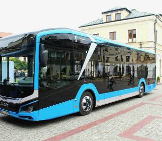 Zamość stawia na elektryczne autobusy. Czternaście już niebawem pojawi się na ulicach