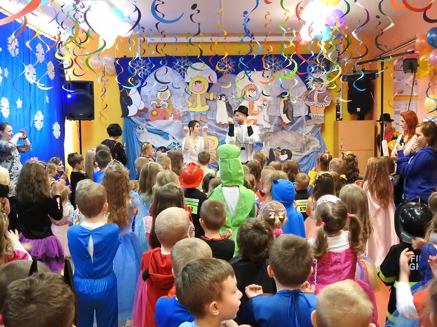 Bal karnawałowy w Publicznym Przedszkolu nr 10 w Łomży