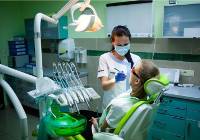 Który dentysta jest NAJLEPSZY w Rybniku? Poznaj LISTĘ gabinetów