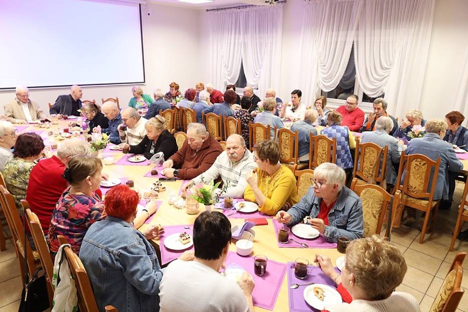Spotkanie seniorów ze Śremu w klubie Benedykt w Mechlinie