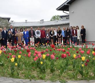 Uczniowie będą rozdawać tulipany i wspierać działalność hospicjum Via Spei