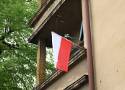 Darmowe flagi Polski dla mieszkańców Warszawy. Gdzie w stolicy je odebrać? Wielka akcja z okazji 2 maja