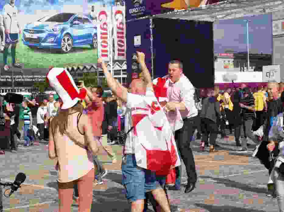 Mecz Polski z Grecją na Stadionie Narodowym w Warszawie z punktu widzenia policji przebiegał bardzo spokojnie