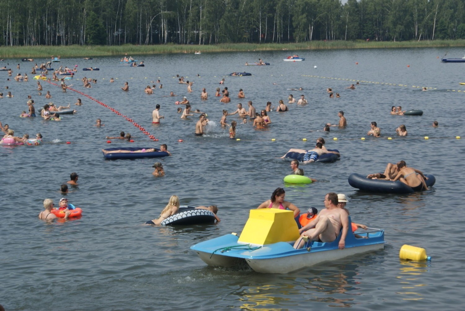 Latem nad Pogorią III wypoczywają tłumy