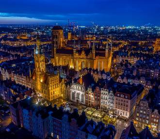 Detale miasta widziane z powietrza. Tak wygląda Gdańsk, gdy zapada zmrok! 