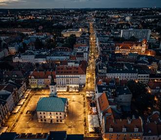 Oto najszybciej wyludniające się miasta w woj. śląskim. Poznaj TOP 10 miast-widm