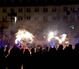Spektakl Teatru Ognia Nam-Tara na jasielskim rynku [ZDJĘCIA]