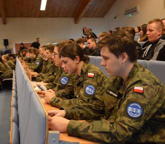Wojskowe Targi Służby i Pracy w Skierniewicach promują służbę w Siłach Zbrojnych