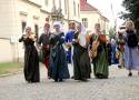 Parada średniowieczna przeszła przez Legnickie Pole, zobaczcie zdjęcia i film 