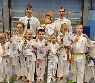 Mikołajkowy Turniej Karate w Ząbkowicach Śląskich, legniczanie wrócili z medalami