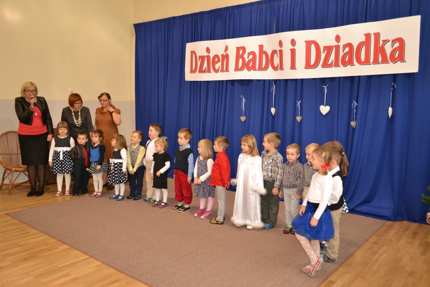 Dzień babci dziadka w Przedszkolu Miejskim im. Jacka i Agatki w Człuchowie