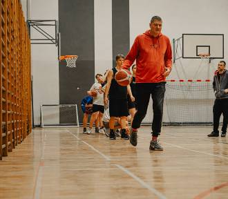 Fundacja Kaliska Koszykówka „Feniks” Kalisz zaprasza na treningi koszykówki