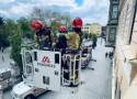 Ćwiczenia strażaków z KP PSP Radomsko i OSP Folwarki w Muzeum Regionalnym w Radomsku. ZDJĘCIA