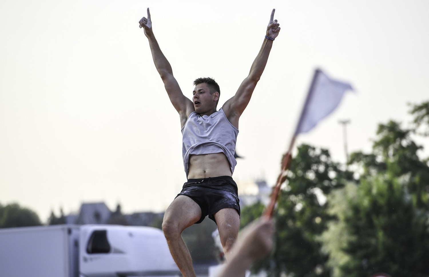 Paweł Wojciechowski bardzo cieszył się ze zwycięstwa przed własną publicznością