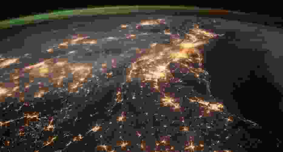 NASA sfilmowała zorzę polarną. Zobacz, jak wyglądała z Kosmosu